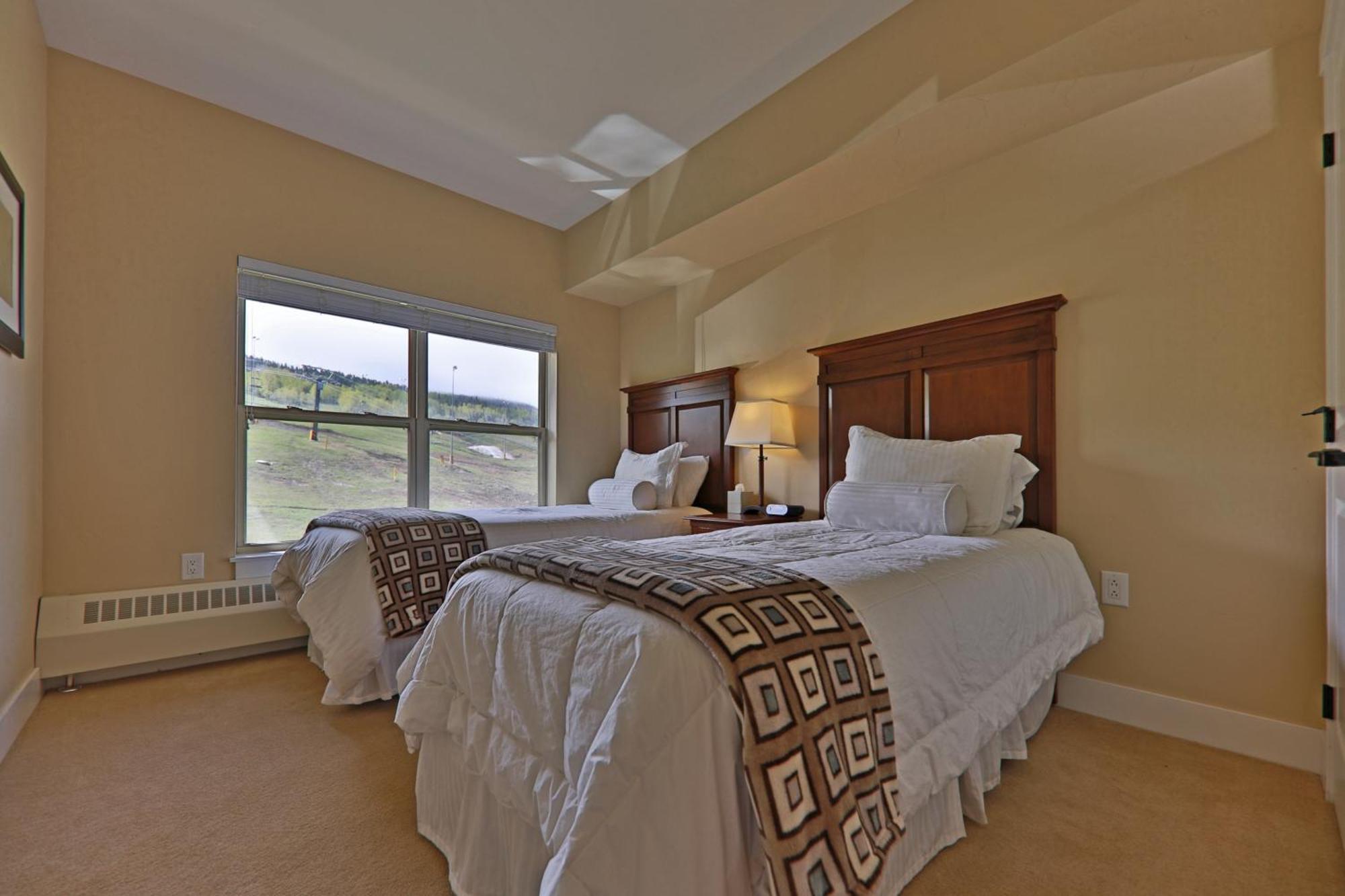 Basecamp Vila Granby Quarto foto